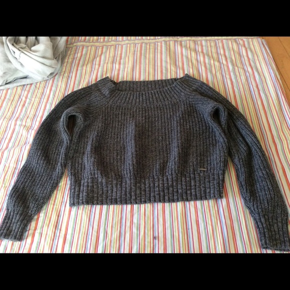 Hollister Slight mid-drift grey sweater - Picture 3 of 8